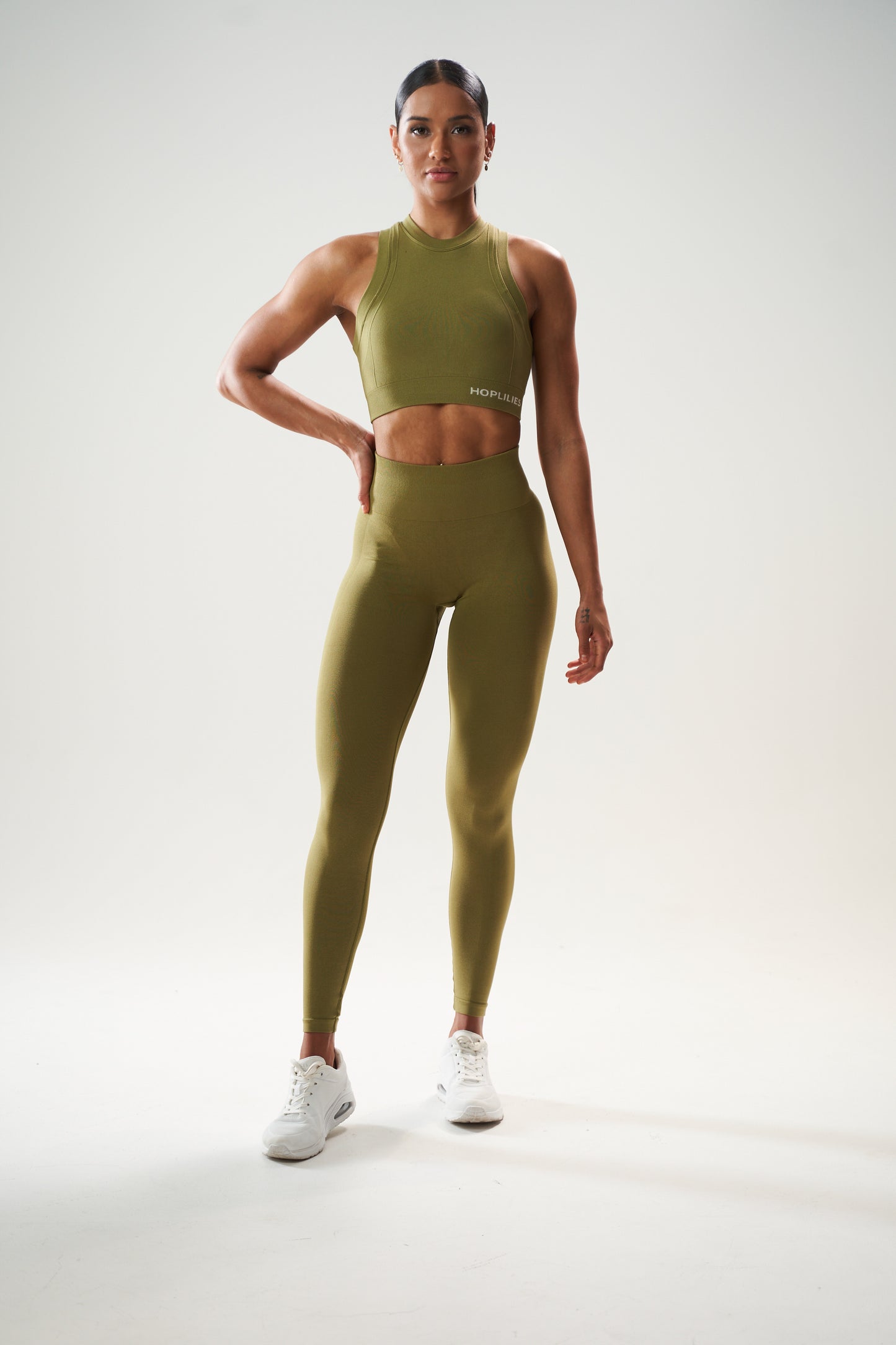 CRUNCH SEAMLESS LEGGING - Olive Drab